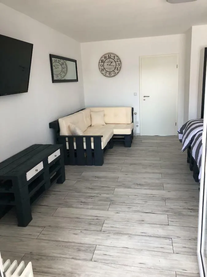 Podbihome Hannover 0*,